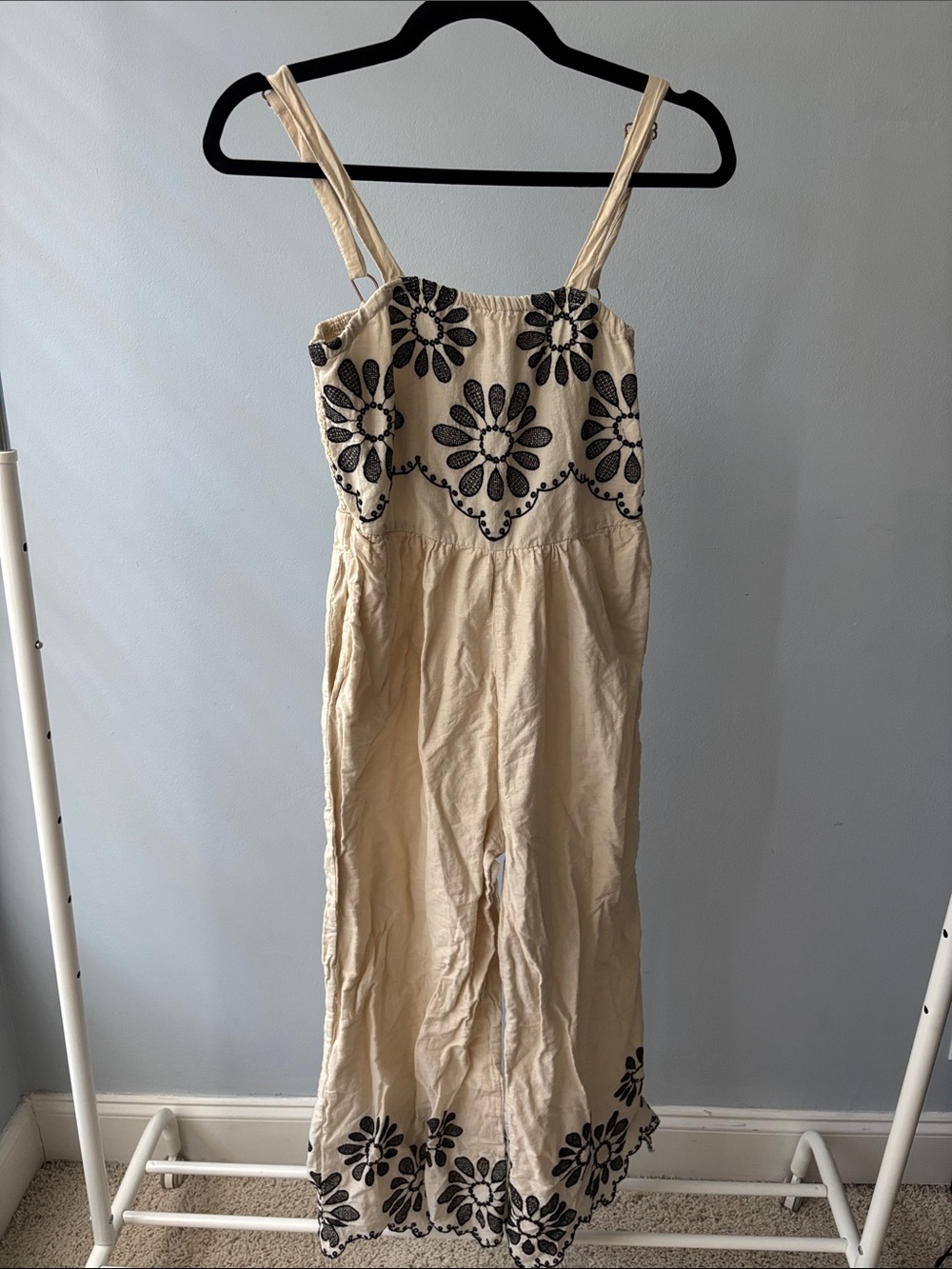 Cream Floral Embroidered Jumpsuit - Brand: NAOO